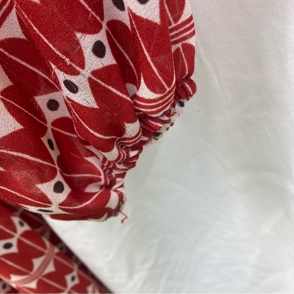 Sophia Max red patterned long sleeve dress with smocking, size small - Picture 6 of 10